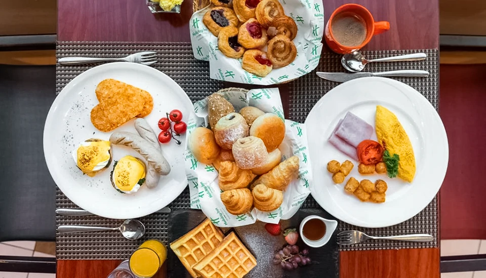 هتل هالیدی این سیلوم بانکوک